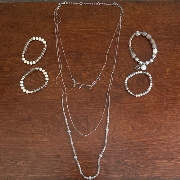 LOFT Outlet Jewelry - NWOT Silver and White Jewelry Set, Tiered Necklace and 4 Beaded Bracelets